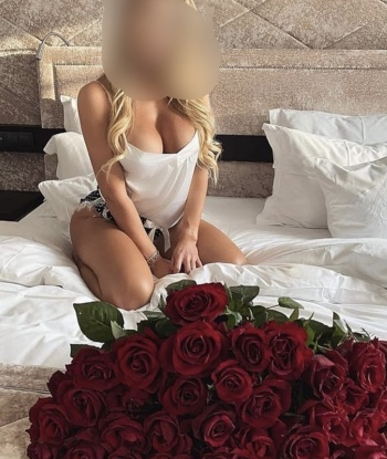 Я знаю, как доставить незабываемое наслаждение и подарить океан удовольствия.
🔥 В нашем встрече нет запретов! Я готова исполнить все твои самые сокровенные фантазии. Открой свое воображение и разгрузи свою душу!
📷 Фото - это реальность! Их аутентичность подтверждена. Только я и только в Москве.
💬 Все мои дорогие мужчины оставляют отзывы о наших встречах, о том, как я превращаю их мечты в реальность. Убедись сам!
🌟 Живу в самом сердце Москвы и готова встретиться с тобой в уютной обстановке или приехать к тебе. Только ты и я, без посторонних глаз.
💌 Позвони мне и предоставь мне возможность познакомиться с тобой лично. Насладимся друг другом и создадим магию между нами. Я жду тебя, мой рыцарь! 💋 4184, 27 лет